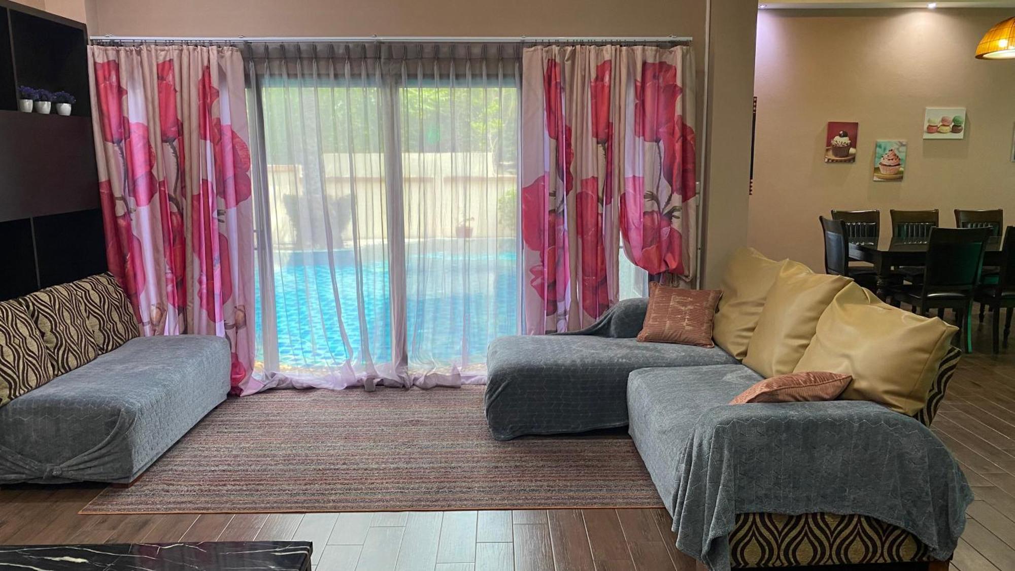 Big Comfortable Villa Na Chom Thian Bagian luar foto